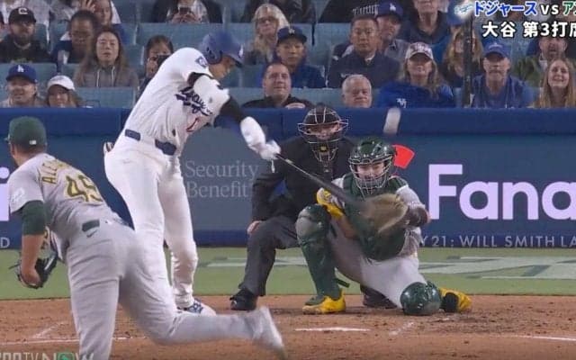 「これでホームラン行っちゃうの？」大谷翔平、もうワケわからん！ 解説者ドン引き… 軽く打ったのに“反則の逆方向アーチ”