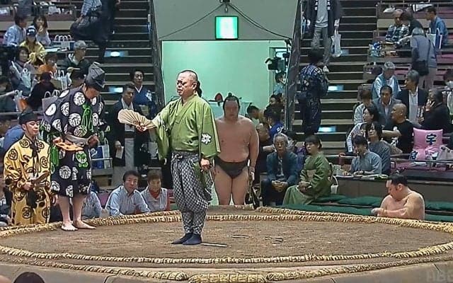 あまり見たことない…力士の“美しすぎる礼”にファン感嘆「礼の美しさがレベチ」「力士の誇り」 