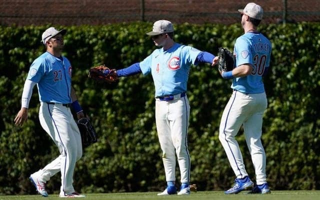 鈴木誠也の行動にファン爆笑「大学生すぎる」　“敗北”の逸材は悶絶「Ahhhh！」