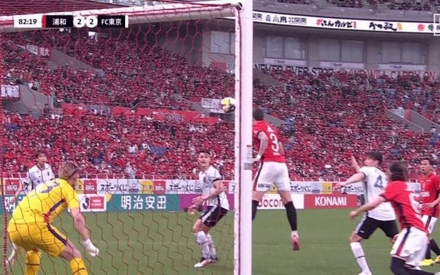 VAR泣かせ…浦和同点弾の“７分VAR”が大論争！「疑惑すぎる」「映像でもわからん」「FC東京には気の毒だが疑わしきは罰せず」オフサイド＆ハンドの二度チェックにファンも困惑