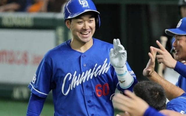 「お盆とお正月がという感じですけども…」中日3季ぶりの1試合4発！巨人との空中戦を制した井上一樹監督が喜び　2打席連続弾の山本にもアドバイス