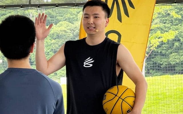 富永啓生「シュート1本の重みを感じられたシーズンだった」高校生にシューティング指導