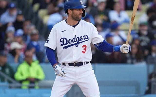 ド軍34歳テイラーに“戦力外”　球団10年目の功労者が退団、エドマン復帰…正式発表