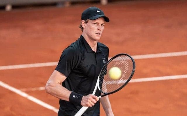 シナー、世界3位アルカラスに敗れるも復帰大会で準V「試合勘が足りてない」「パリに向けて良い教訓になった」[イタリア国際]