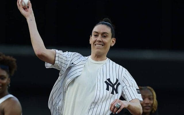 NYに降臨した193cmの“ジャッジ級”美女　豪快一投に驚愕「ソトより肩いい」