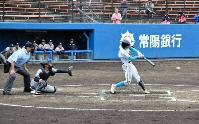 山梨学院がサヨナラ勝ちで準々決勝へ進出　春の関東高校野球