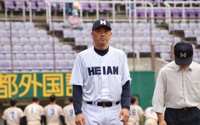 龍谷大平安が7回コールド勝ちで3位！元プロ新監督「収穫の多い大会だった」【京都】