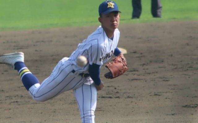 健大高崎の剛腕が155キロ計測も苦い表情…無失点も走者2人を出す苦しい投球【関東】