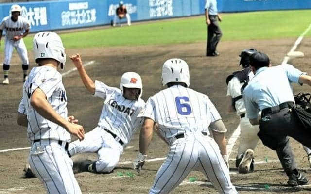 健大高崎が準決勝へ　桐生第一は惜敗　春季関東地区高校野球