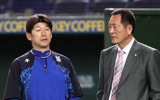 中畑清が篠塚和典との対談で明かした、DeNA三浦大輔監督に伝え続けていること　期待の若手は「我慢して使うべき」