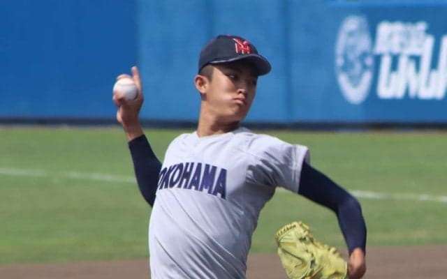 横浜が5回まで1対0と浦和学院にリード！横浜先発の剛腕は最速150キロ！【関東】
