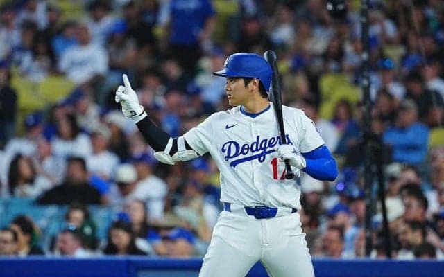 大谷翔平の背後で発見　まさかの大物日本人アスリート…日の丸の“主将”