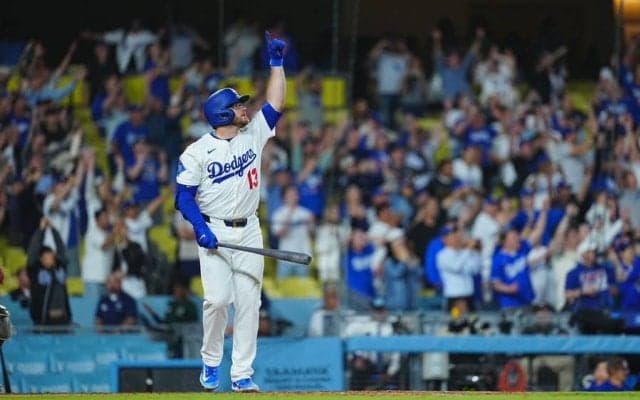 サヨナラ犠飛のマンシー、山本由伸を大絶賛「アンビリバボー」　連敗ストップのエースに感動