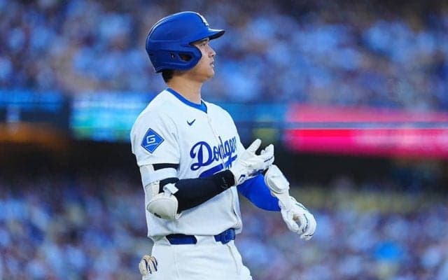 大谷翔平、山本由伸をまた“ライオン”イジリ　7回ピンチ抑えて咆哮…久しぶりの登場