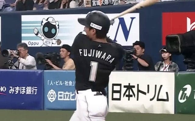 「何度見ても美しい」　待望の一撃…エース粉砕にファン興奮「イケメンのホームラン最高」