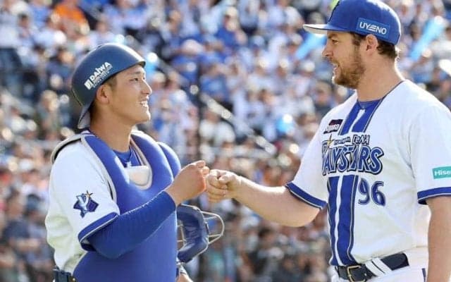 【DeNA】バウアーも絶賛する捕手・松尾汐恩を変えた大活躍の開幕3戦目で受けた“悔しい交代指示”「信頼がないということ」