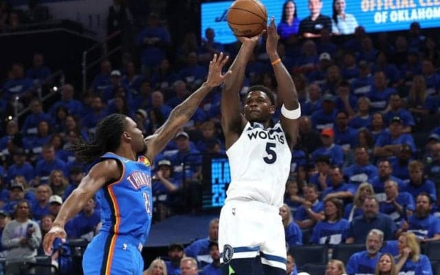 ウルブズのアンソニー・エドワーズが23歳ながらプレーオフ通算得点で球団トップに浮上