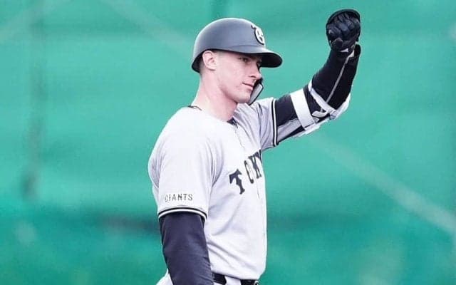 衝撃の場外弾…巨人育成を「1軍で見たい」　狭き門も、逸材に見た最強打者の“残像”