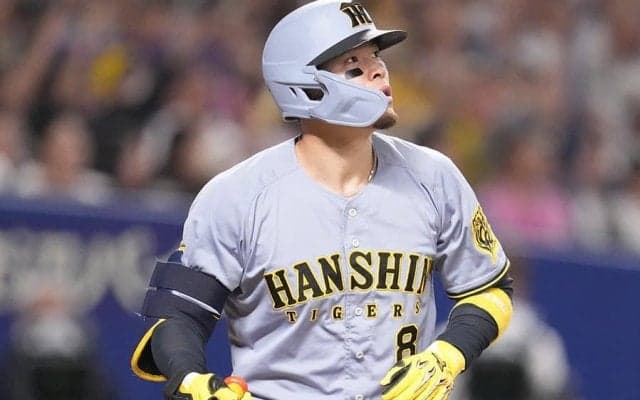 佐藤輝明の衝撃弾に唖然「バケモン」　バンテリンDの中段にズドン「早よメジャー行け」