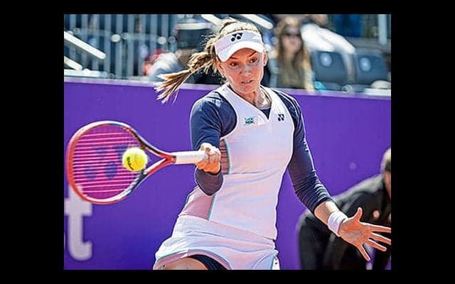  1年ぶりツアー優勝「自信ついた」 