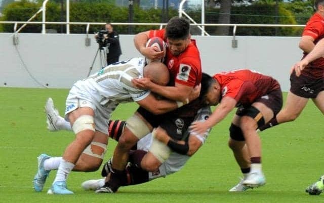 ラグビー釜石、入れ替え戦で広島に先勝　前半の大量リード守り切る