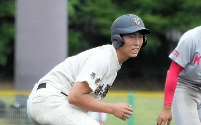 本塁打判定が覆っても落ち込まず　奈良大付の主軸が見せた瞬時の機転