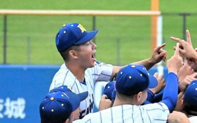 遅れて輪に飛び込む選抜V左腕　健大高崎の佐藤龍月、夏はマウンドで