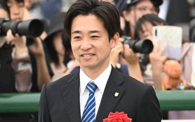 池添学調教師がJRA通算300勝達成！
