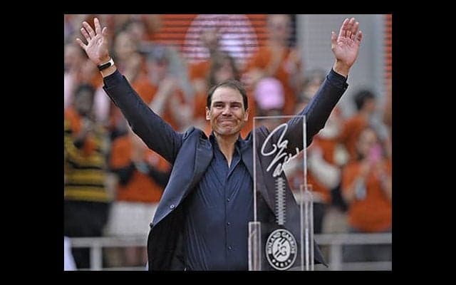 引退ナダル 全仏OPで涙のスピーチ