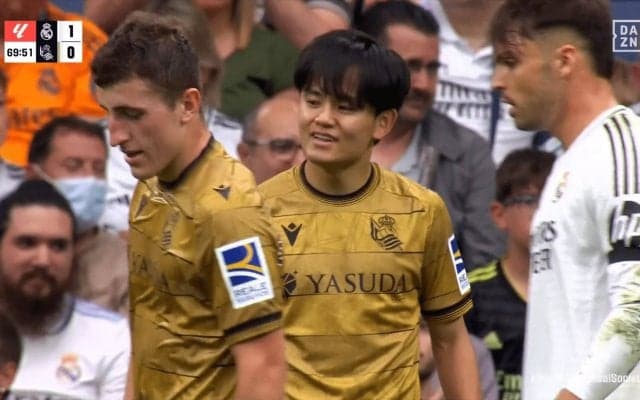 「急にきても大丈夫」久保建英、“予想外パス”を完璧トラップ→華麗ダブルタッチでヴィニシウス翻弄！「うますぎる」「何この安定感」