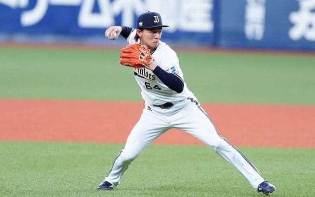 騒然の緊急交代から1か月…鹿児島に突然現れた達人が「半端ないって」　次々と“安打強奪”