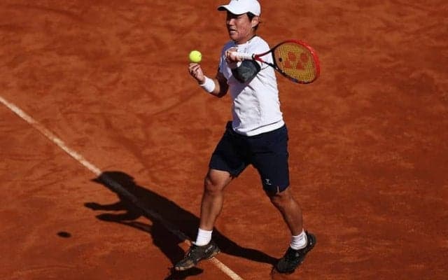 西岡良仁、第3セット途中で棄権し2年ぶり初戦突破ならず[全仏オープン]