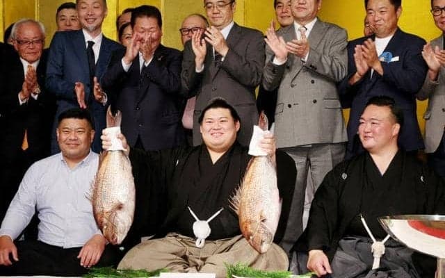 大の里、スピード出世でまさかの悩み　「お蔵入り」と頭抱える後援会