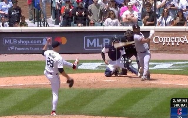 もうワケわからん！ タイガース左腕、“最後の1球”で165キロ「エグすぎ」「狂ってるw」13K完封… 世界最強スクーバル、9回94球目に衝撃スピード