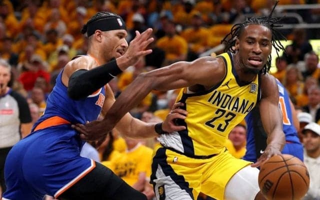 ペイサーズの先発の一角アーロン・ニスミスが右足首捻挫のため第4戦の出場が微妙に