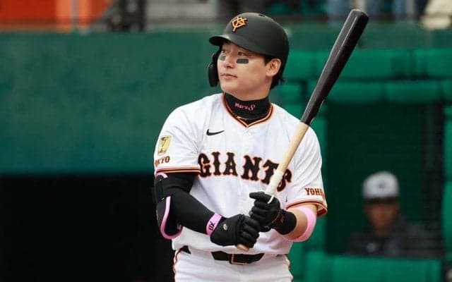 巨人が丸佳浩を登録…開幕直前に故障も今季初1軍　ロッテはドラ1西川を抹消、27日の公示