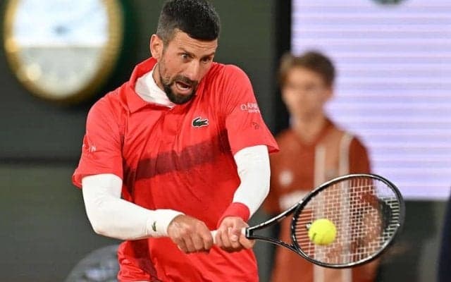 ジョコビッチ、好調を維持して全仏オープンで21年連続初戦突破。パリ五輪以来のコートに「素晴らしい記憶が蘇った」