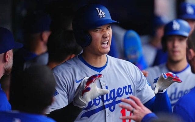 5.8mフェンスお構いなし「それ逆方向で越えるんか」　大谷翔平20号にファンも“ドン引き”