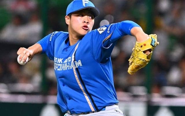 「まだ20歳ってマジ？」　デビュー3試合目で“守護神”…急速落下の魔球が「エグい」