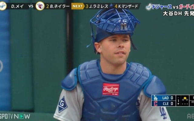 頼れる24歳の神送球！強肩発動→チャレンジ成功で盗塁阻止 “連携プレー”にファン称賛「ラッシングすげーな」「やるやん」