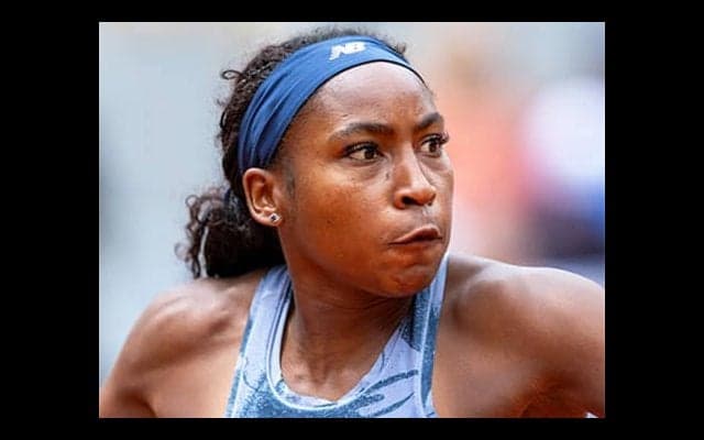  世界2位 試合にラケット忘れる 