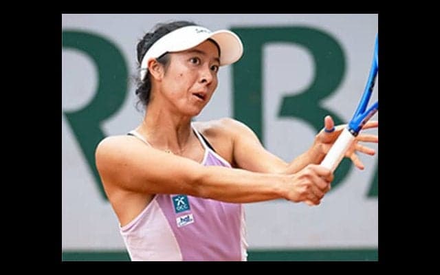  柴原瑛菜ペア 逆転負けで初戦敗退 