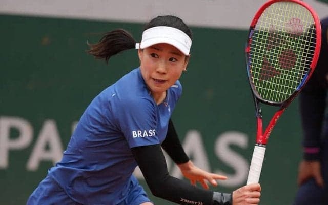 日比野菜緒、予選から勝ち上がるも世界70位にストレートで敗れてグランドスラム初の3回戦進出ならず[全仏オープン]