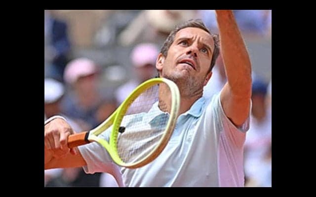  ガスケ 世界1位に敗れ現役引退 