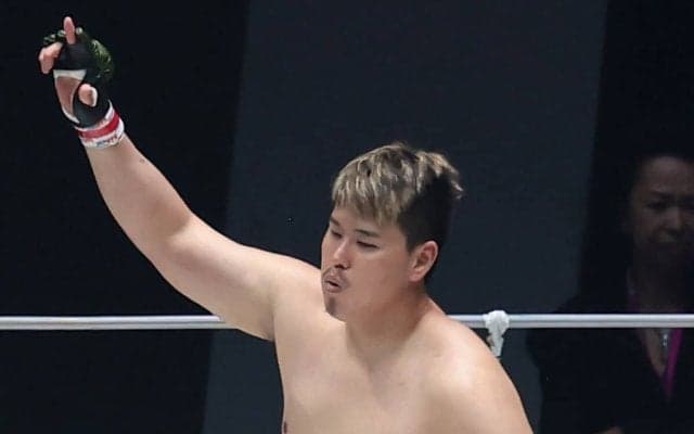 元・極真世界王者はRIZINヘビー級を盛り上げられるのか？　セコンドの髙阪剛から見た上田幹雄は「まだまだ伸びていく」