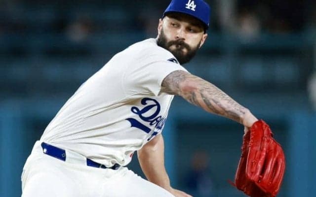 “大谷の天敵”が防御率12.15と状態悪化…ド軍がテコ入れに動いた不振続く112億円超えの守護神の「狂い」