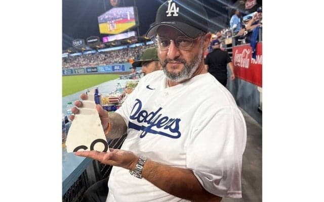 大谷の衝撃22号、カメラ席のフェンス破壊　大きな穴に目撃者驚愕「ガラスが割れたのかと…」