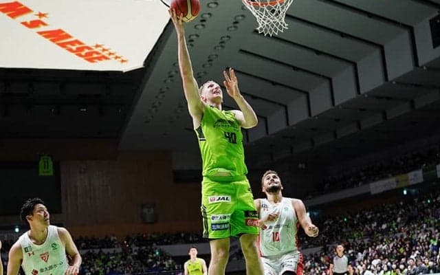 トーマス・ウェルシュが北海道を退団、移籍先は後日公表「クラブを代表する選手になれて光栄」