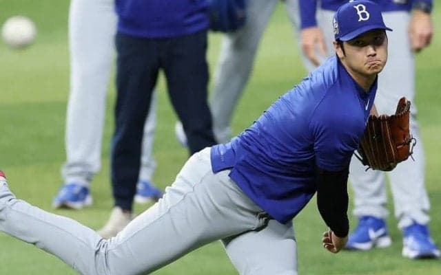 投手・大谷、復活の鍵は“スイーパーの封印”!?　213勝＆154セーブを挙げた大投手が“金言”「学んでくれていることを願う」