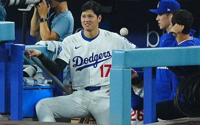 大谷翔平の隣に“いなかった”長身レポーター　現れた金髪美女に米ファン戸惑い「どこ行った？」